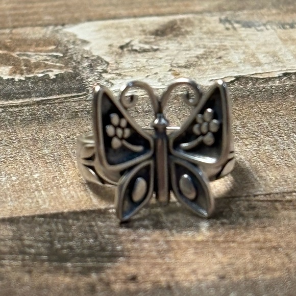 James Avery Butterfly Ring Size 9 – Like New - Picture 6 of 6